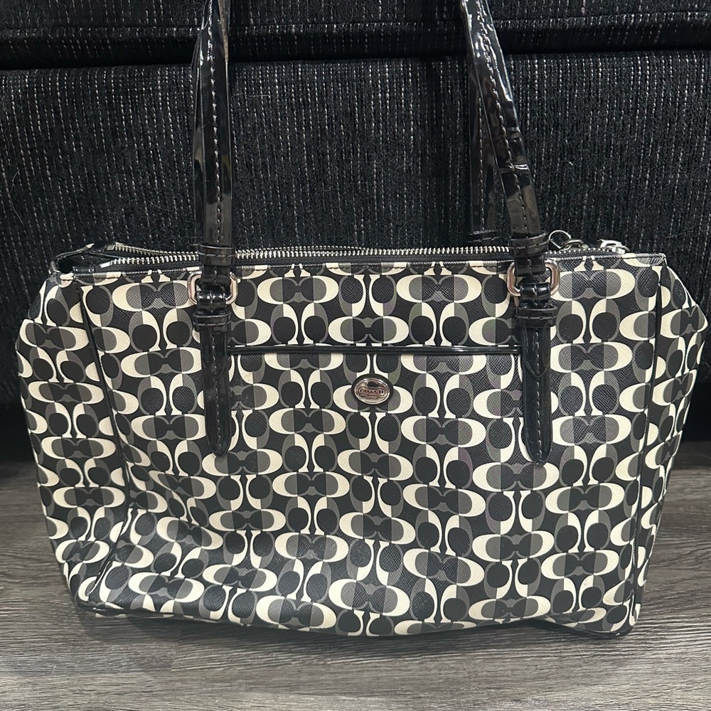 Coach Monochrome Signature Tote
